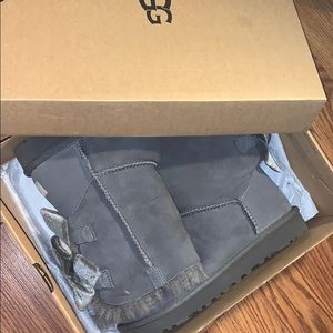 Uggs W Bailey Bow II Velvet Ribbon
